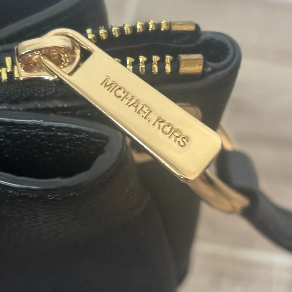 Michael Kors Nicole Black Pebbled Leather Shoulder Bag NWT